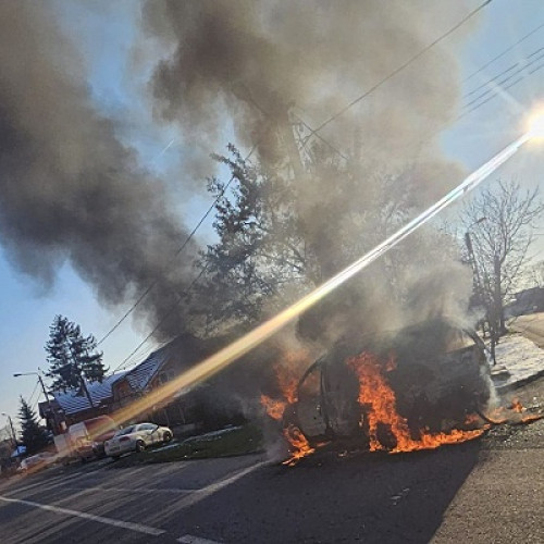 Incendiu la un autoturism în Satu Mare
